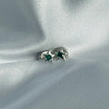 TOPITOS ESTRELLITA EN PLATA LEY 925 CON ESMERALDA NATURAL